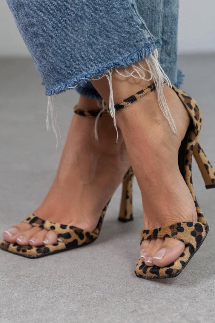 Artemide™ | High Heels Wild-Sophistication