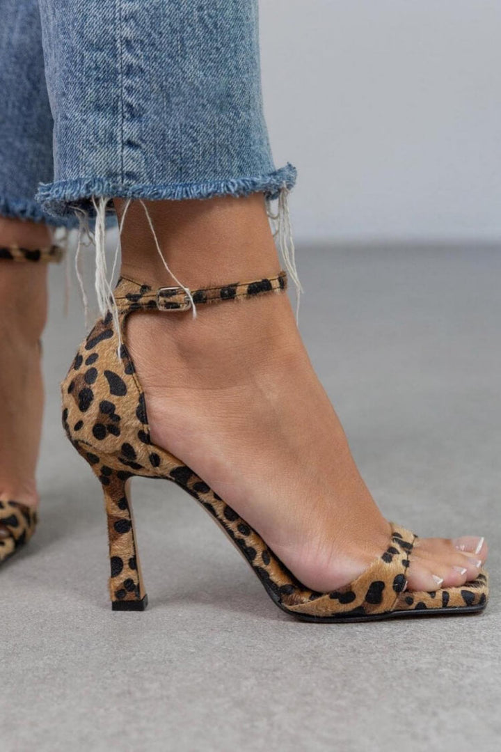 Artemide™ | High Heels Wild-Sophistication
