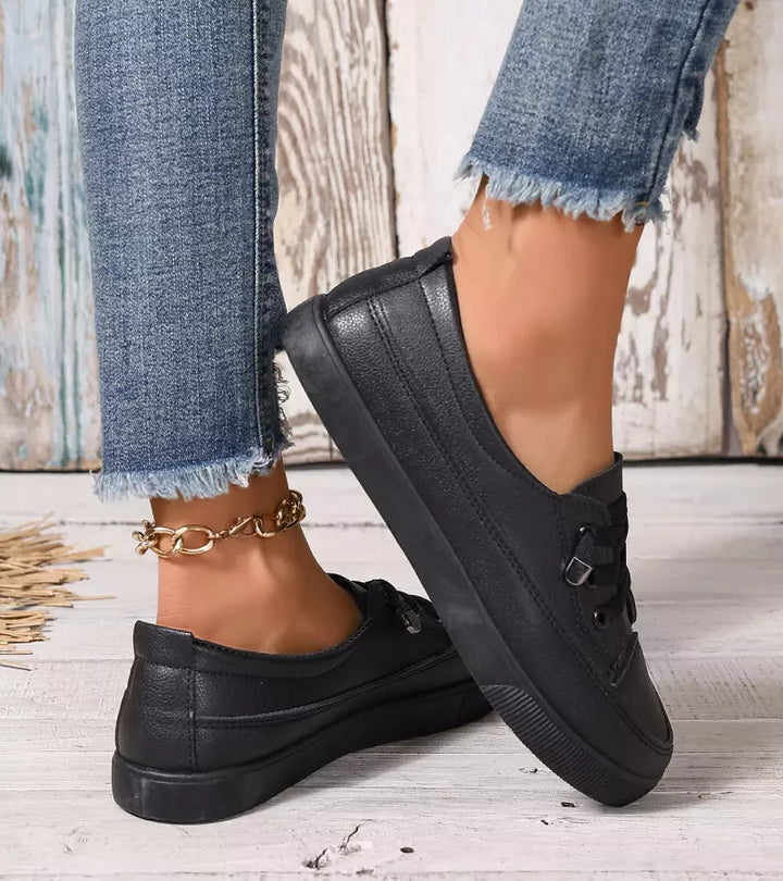 VIVIAN | THE SNEAKERS YOU WON'T WANT TO TAKE OFF