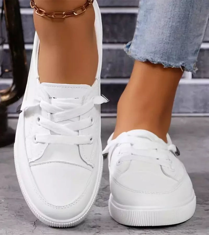 VIVIAN | THE SNEAKERS YOU WON'T WANT TO TAKE OFF