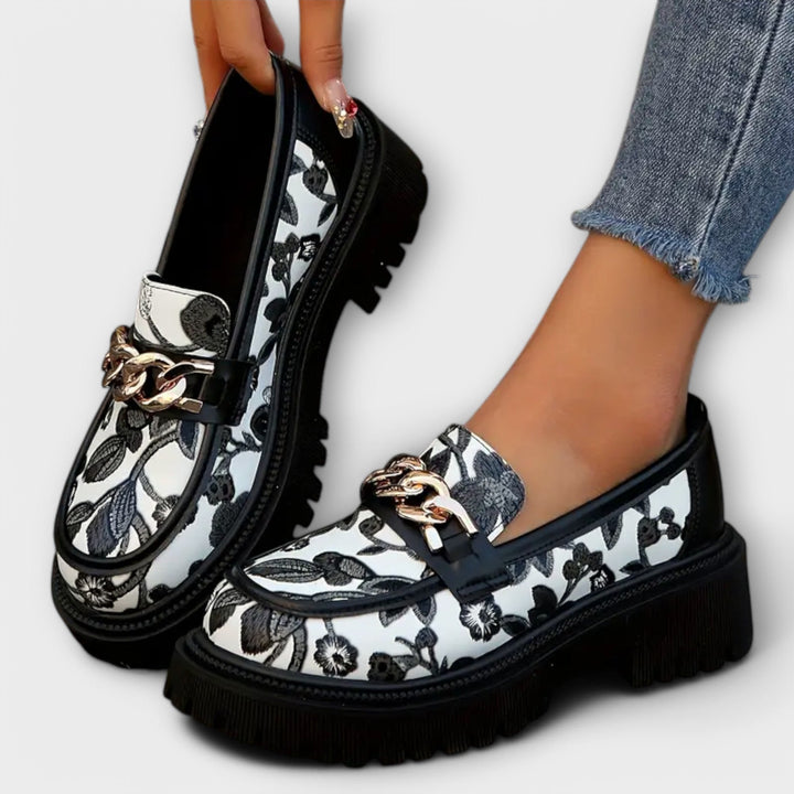 Amira™ | Retro Moccasins with Floral Pattern