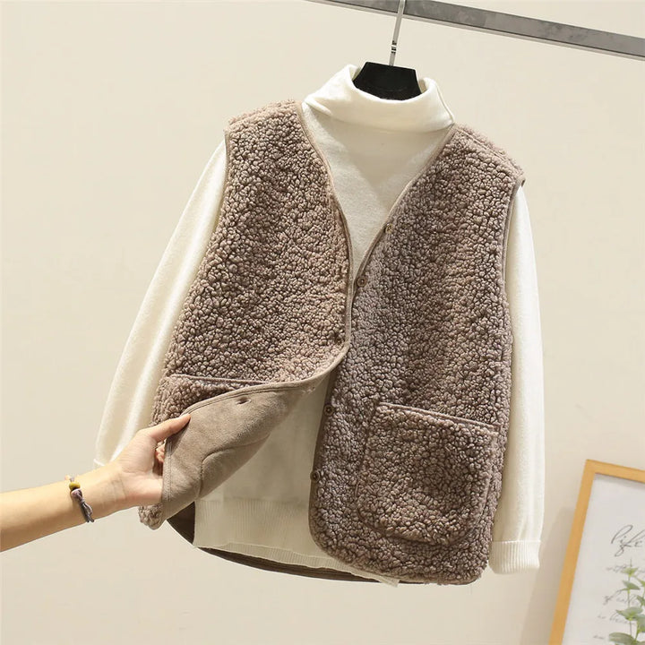 Layla™ - Versatile Chic Vest