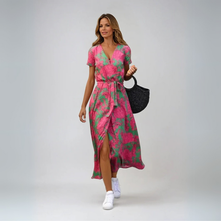 Suzanne - Chic V-Neck Elegance Dress