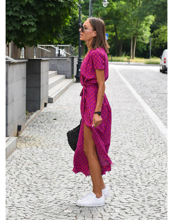 Suzanne - Chic V-Neck Elegance Dress