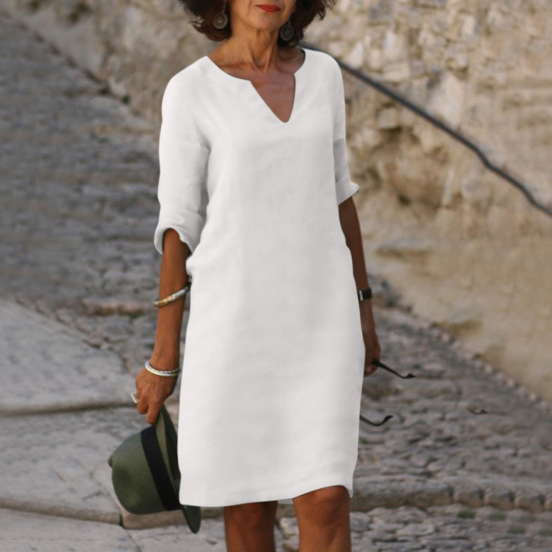 Cassie | Fitted Dress with V-Neck