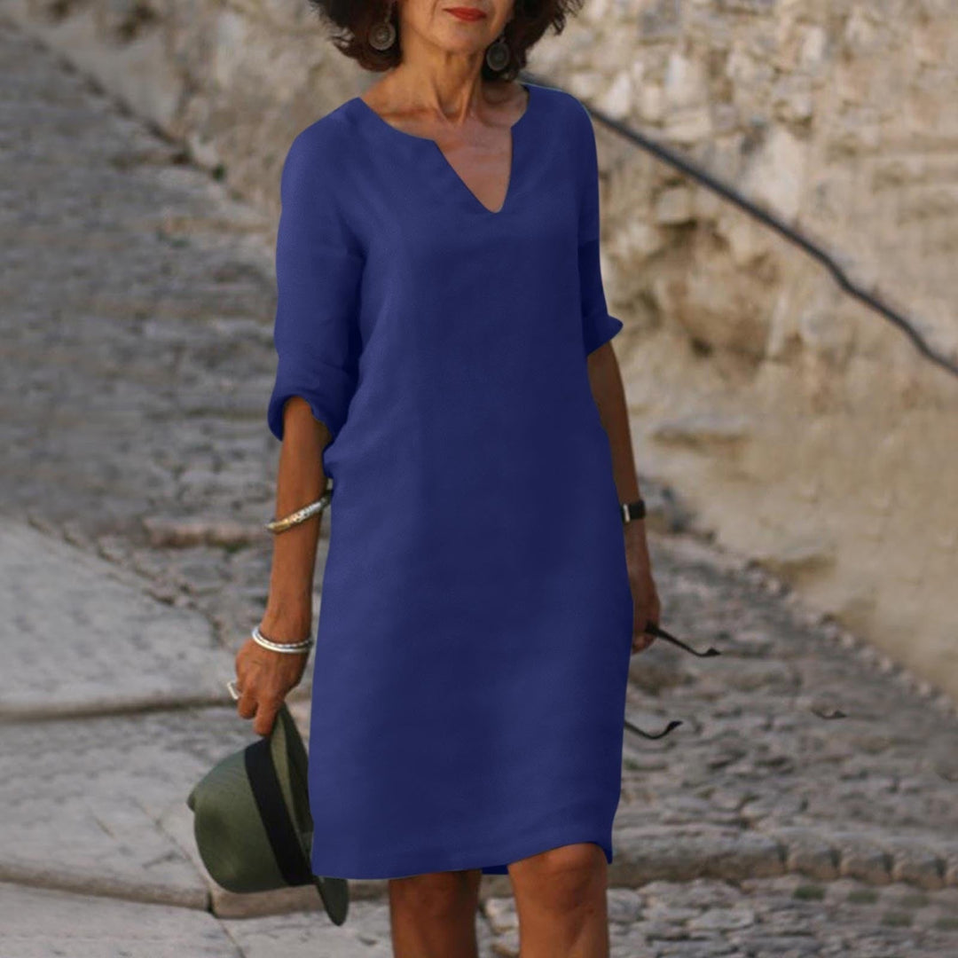 Cassie | Fitted Dress with V-Neck