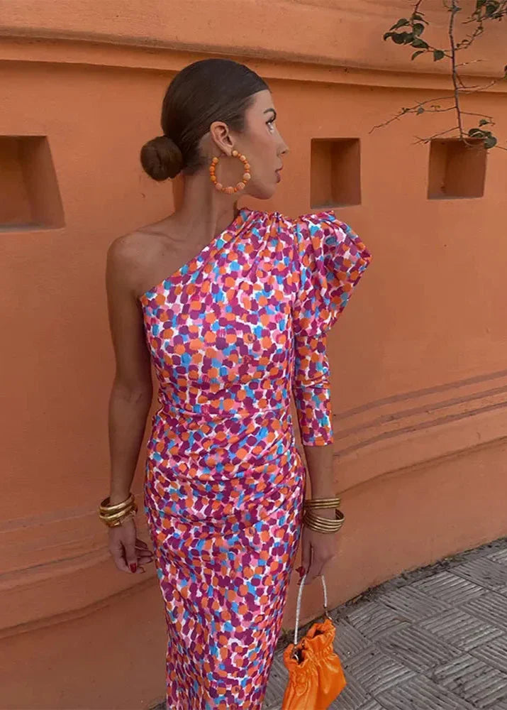 Eva - Modern, Stylish and Chic Dress