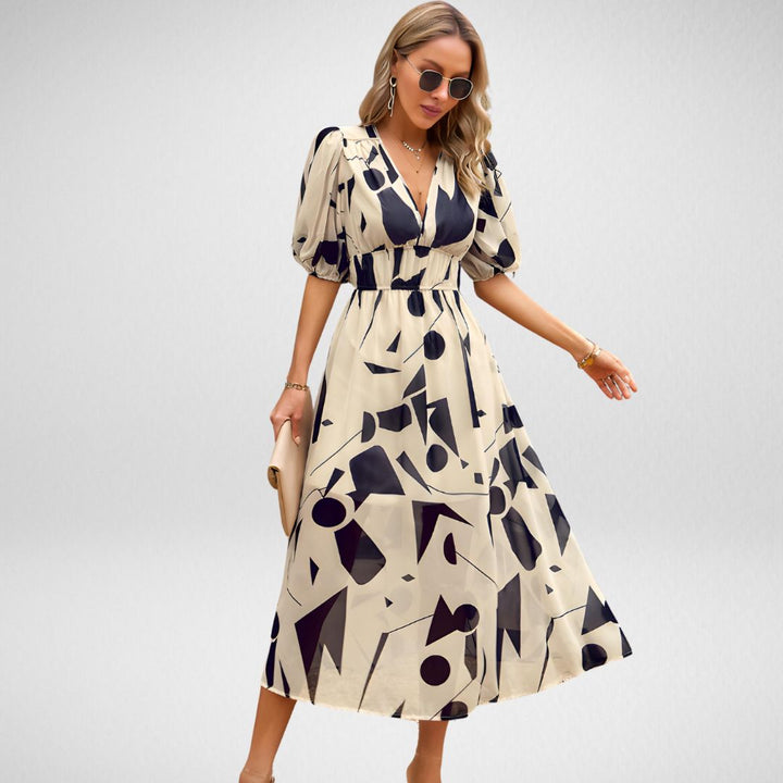 Johanna - Relaxed V-Neck Dress