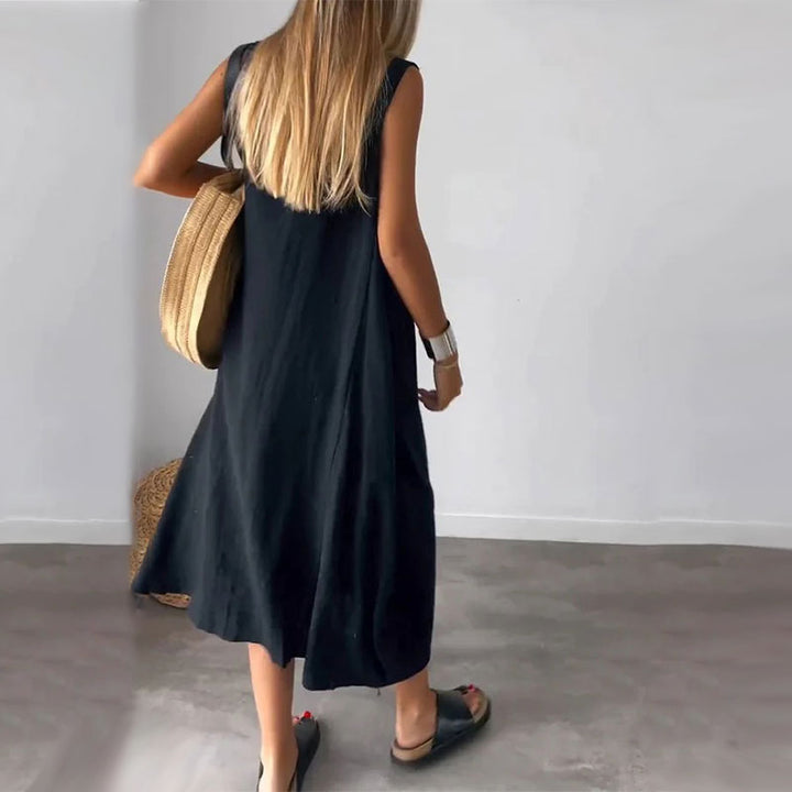 Savanna™ - Easygoing Sleeveless Dress