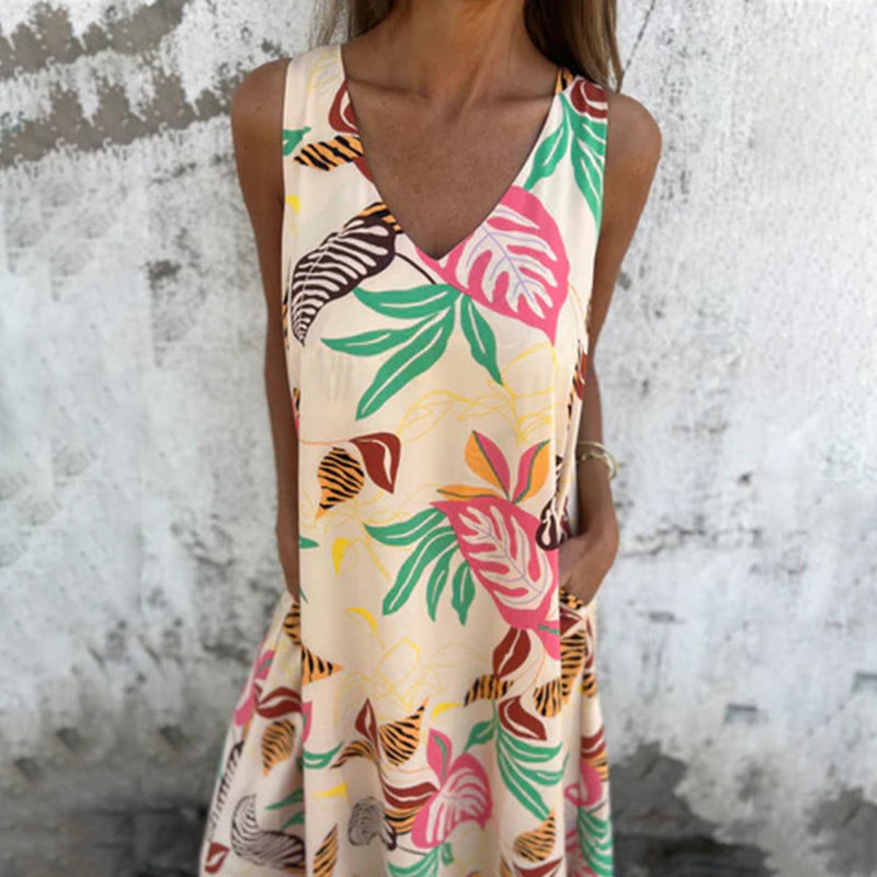 Freya | Chic V-Neck Maxi Dress
